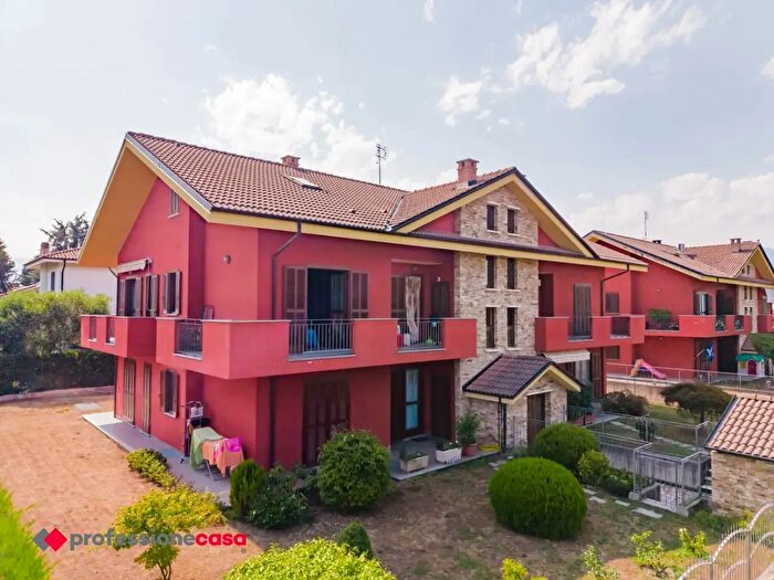 Appartamento con 5 locali in vendita in Via Monte Ghinivert, Pinerolo
