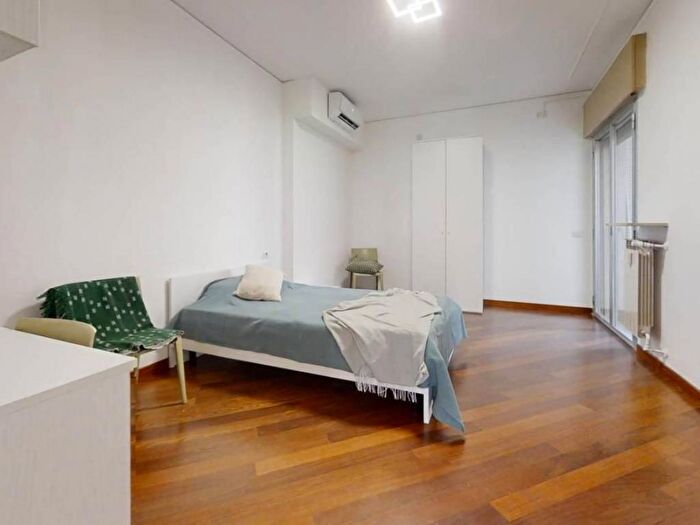 Appartamento con 6 locali in affitto in Via GIOVANNI FELISATI, Mestre, Venezia
