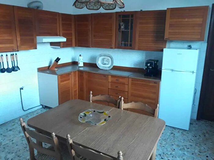 Appartamento con 5 locali in affitto in Via Camisano, Ameglia