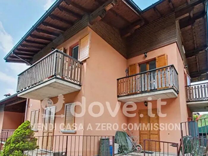 Appartamento bilocale in vendita in Via Monte Grappa Snc, Cornalba