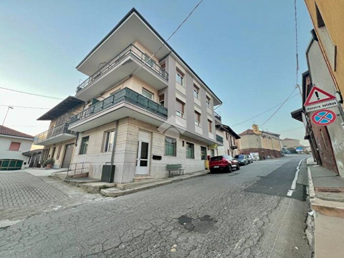 Appartamento quadrilocale in affitto in Via Maresco, Centro, Montechiaro d'Asti