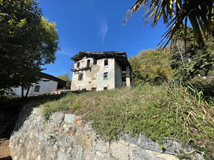 Casa in vendita in Località Traversa, Gravedona ed Uniti