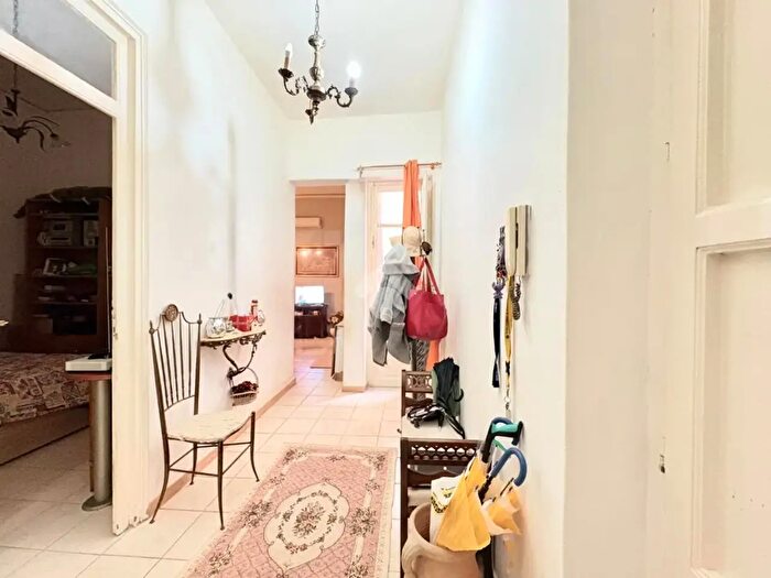 Appartamento trilocale in vendita in Via Antonio Marinuzzi, Palermo