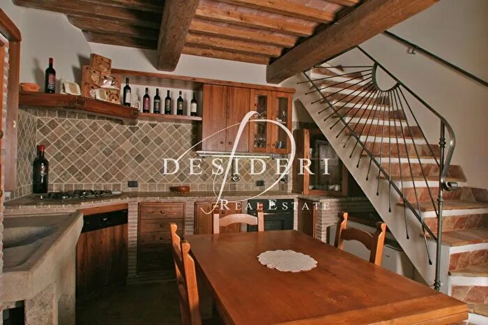 Casa con 5 locali in affitto in Roccastrada, Roccastrada