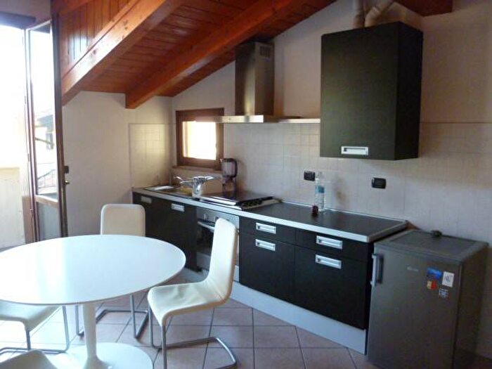 Appartamento bilocale in affitto in Via dei Mille, Centro Storico, Lissone