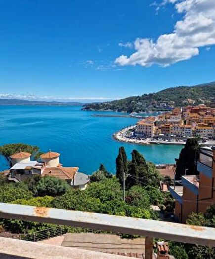 Appartamento trilocale in affitto in Monte Argentario