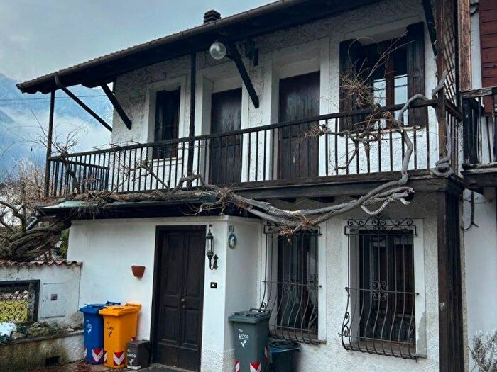 Casa quadrilocale in affitto in Via Mezzaterra, Centro, Fonzaso