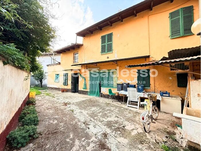 Casa con 6 locali in vendita in Via Roma, Fontanetto Po
