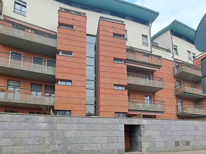 Appartamento trilocale in affitto in Via Don Roberto Bigiogera, Precotto, Milano