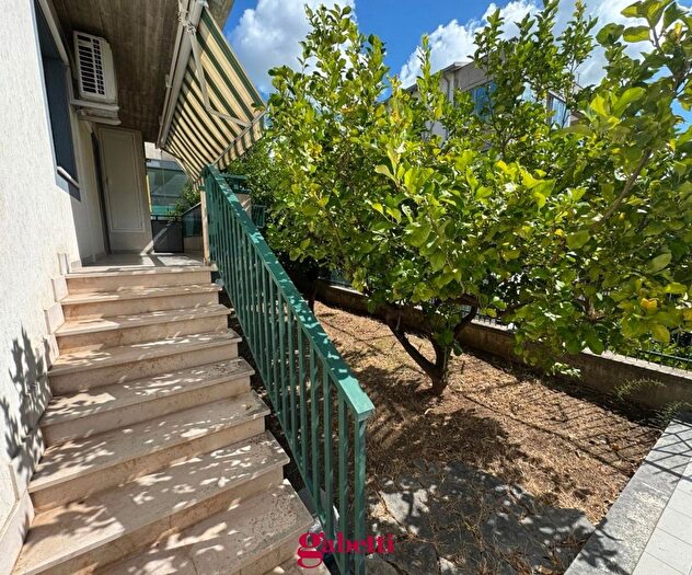 Appartamento quadrilocale in vendita in Via Strada Istonia, San Salvo