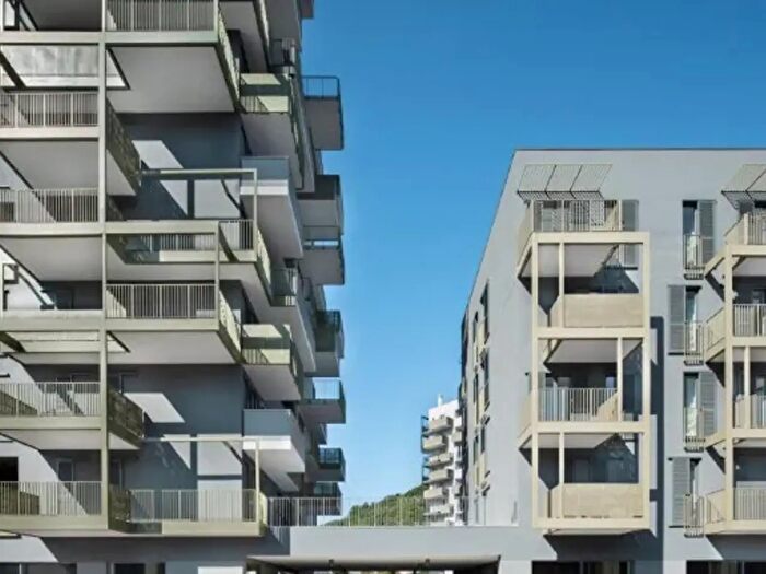 Appartamento quadrilocale in vendita in Via Molassana, Genova