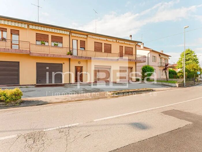 Appartamento con 5 locali in vendita in Via Armando Diaz, Vazzola