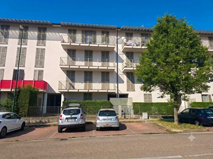 Appartamento trilocale in vendita in Viale della Repubblica, Chieri