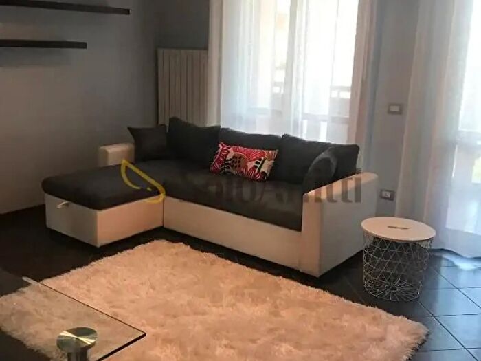 Appartamento bilocale in affitto in Via Don Erasmo Valenti, Rescaldina