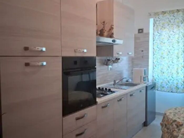 Appartamento bilocale in affitto in Via Tersicore, Roma