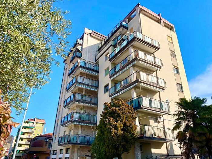 Appartamento trilocale in vendita in Monfalcone