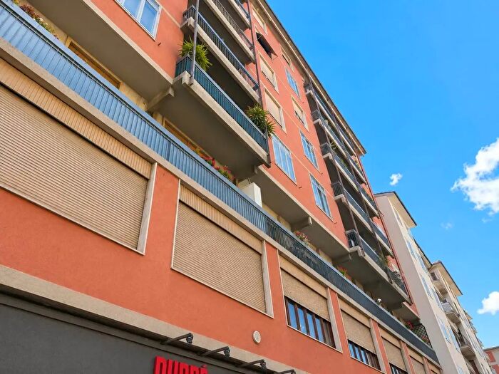 Appartamento bilocale in vendita in Viale Redi, Firenze