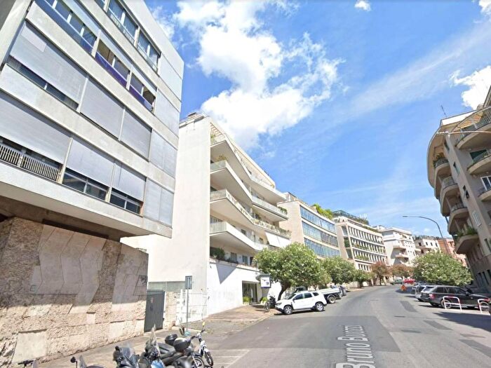 Casa con 13 locali in vendita in Via Giuseppe Mangili Roma Rm Italia Pa, Roma