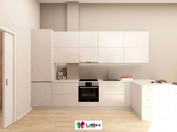 Appartamento trilocale in vendita in Via Panfilo Nuvolone, Milano