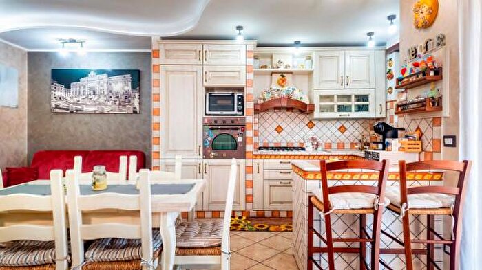 Appartamento trilocale in vendita in Via San Giovanni, Palestrina