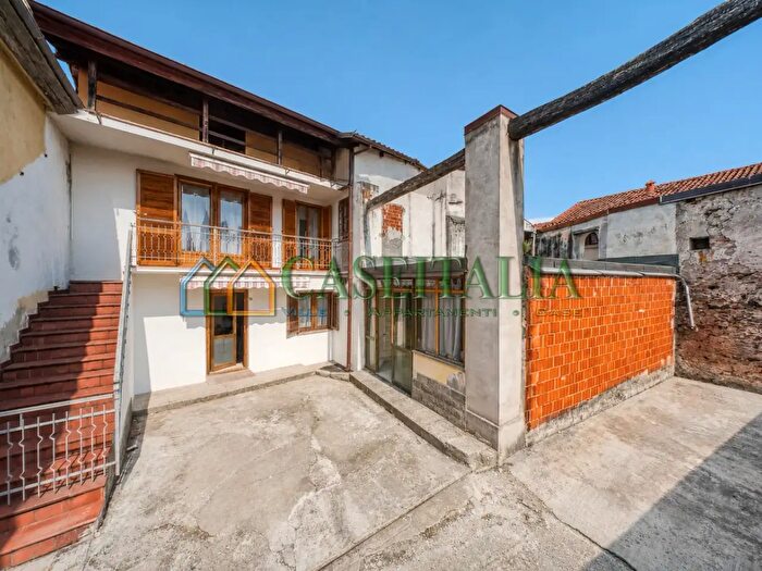 Casa con 7 locali in vendita in Via Avigliana, Buttigliera Alta