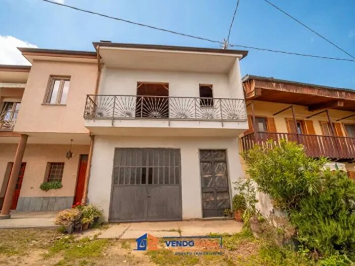 Casa trilocale in vendita in Via Cave, Bagnolo Piemonte