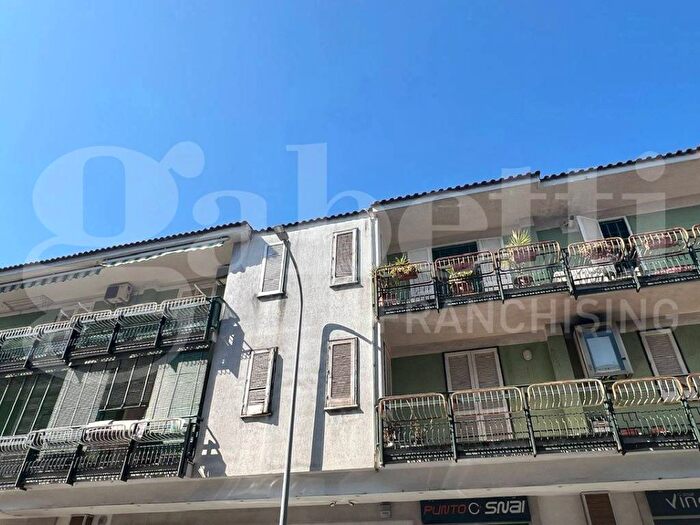 Appartamento trilocale in affitto in Via Aruta, Arzano