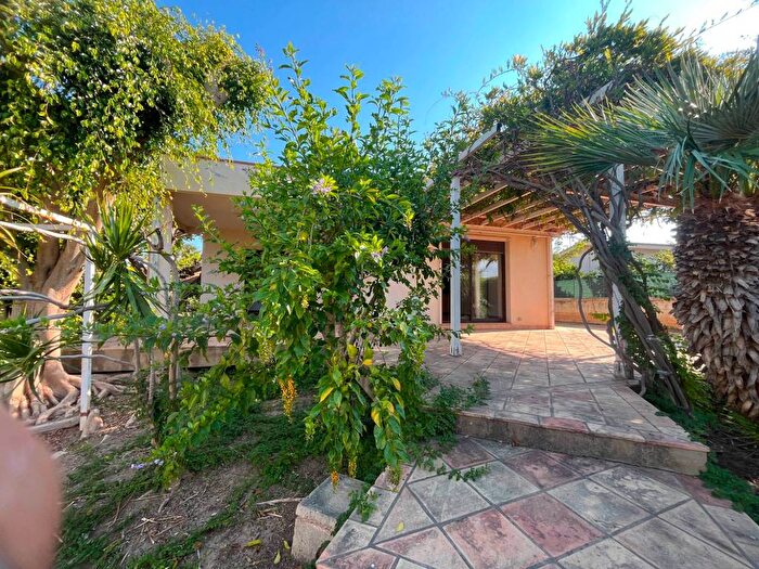 Casa con 6 locali in affitto in Via Santo Carlino, San Leone Villaseta Villaggio, Agrigento