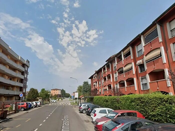 Appartamento monolocale in affitto in Via Tommaso Grossi, Milano