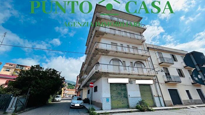 Appartamento quadrilocale in vendita in Via XXIV Maggio, Lamezia Terme