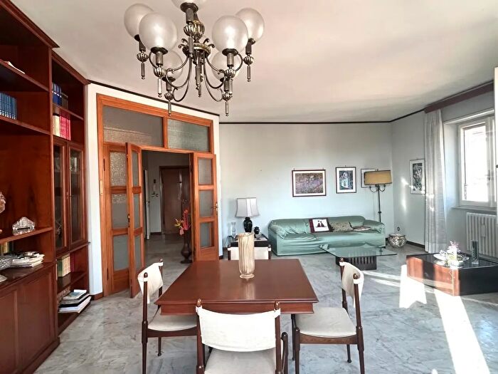 Appartamento con 5 locali in vendita in Terracina