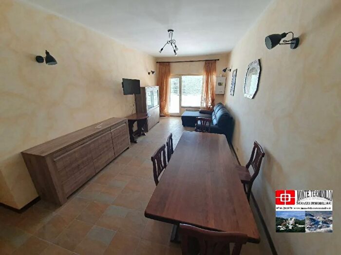 Appartamento trilocale in vendita in Sp Micigliano Rieti, Micigliano