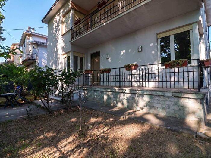 Appartamento bilocale in affitto in Viale Dante, Centro, Medesano