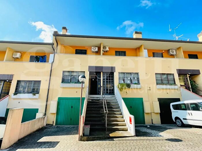 Casa con 5 locali in vendita in Via Romita, Zola Predosa