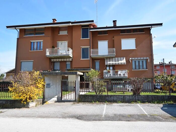 Appartamento quadrilocale in vendita in Via Roma, Pianfei