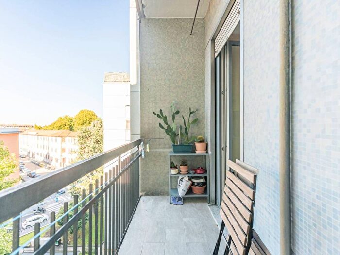 Appartamento bilocale in affitto in Via Terenzio Mamiani, Cimiano, Milano