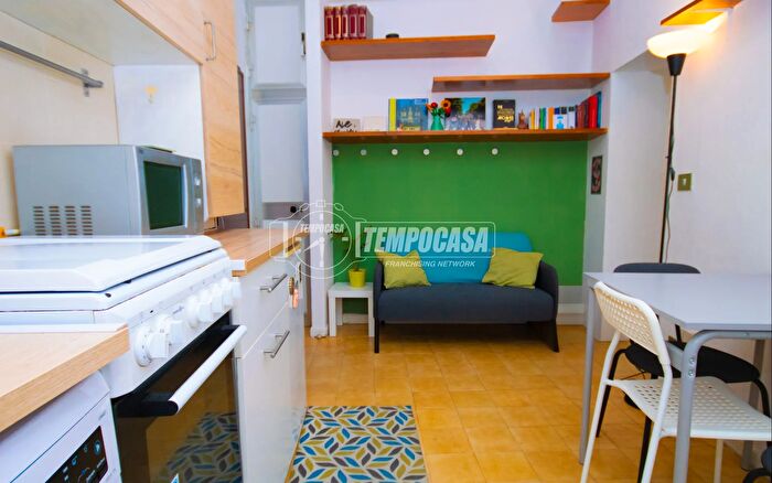 Appartamento bilocale in vendita in Via Mascarella, Bologna