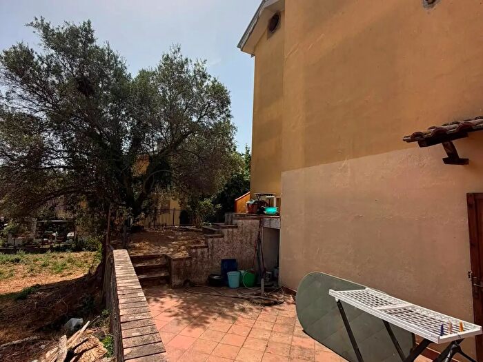 Casa con 7 locali in vendita in Via Malvitani, Marano Marchesato