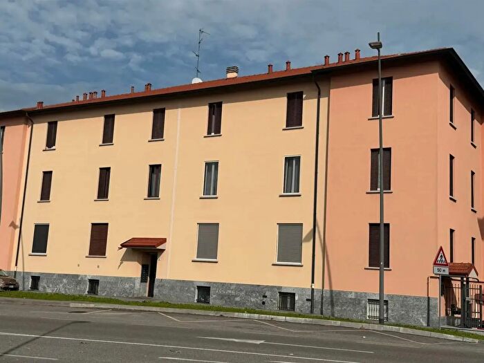 Appartamento bilocale in vendita in Via Monte Bianco, Arcore