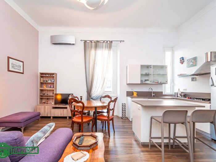 Appartamento bilocale in affitto in Via Plinio, Morgagni, Milano