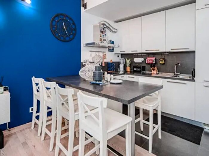 Appartamento bilocale in vendita in Alzaia Naviglio Pavese, Milano