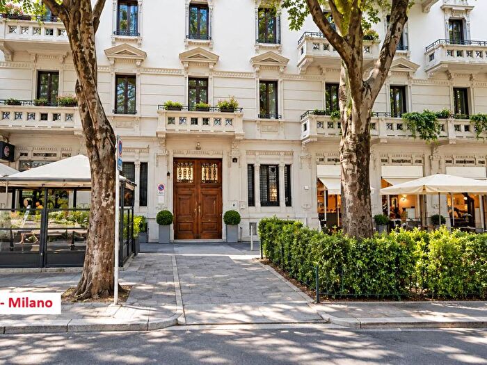 Casa trilocale in affitto in Via Cadore, Cadore, Milano