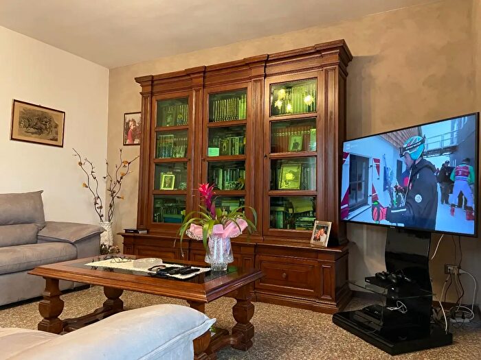 Casa quadrilocale in vendita in Via Ricetto, Cortemaggiore