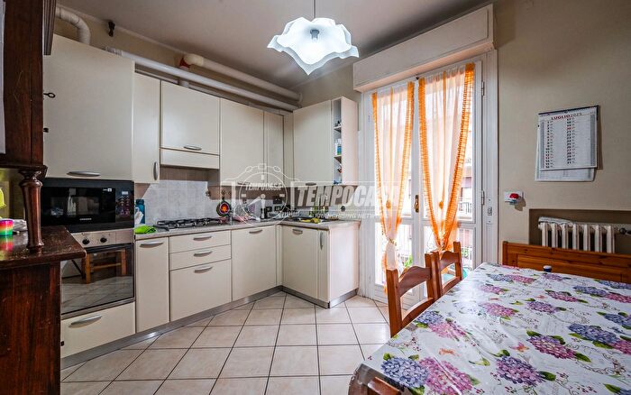 Appartamento trilocale in vendita in Via Prati, Vignola