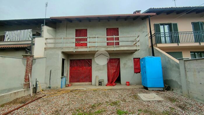 Casa quadrilocale in vendita in Via Galliano, Villafranca Piemonte