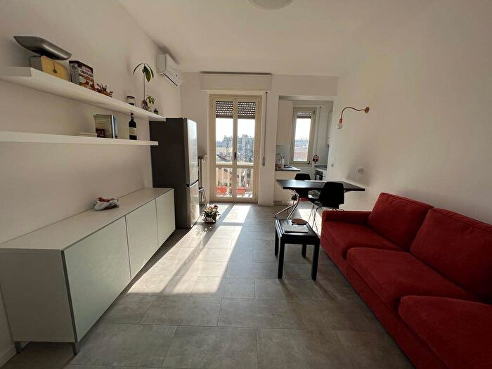 Appartamento bilocale in affitto in Via Massimo Gorki, Giambellino, Milano