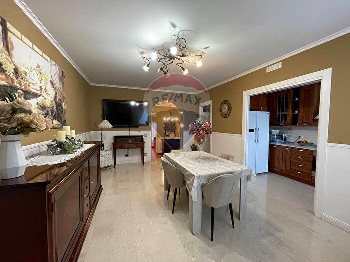 Appartamento quadrilocale in vendita in Via Ettore Fieramosca, Bari