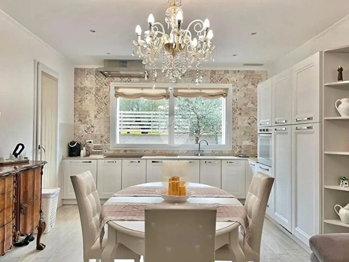 Appartamento trilocale in vendita in Zona Capretta, Viterbo