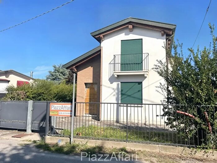 Case in Vendita e in Affitto - 3