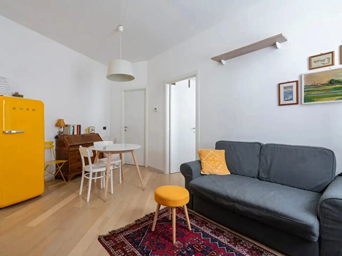 Appartamento bilocale in affitto in Via Eustachi, Milano